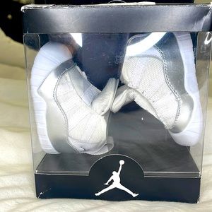 Jordan 11